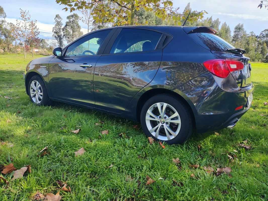 alfa-romeo-giulietta-2017-diesel-1598cc