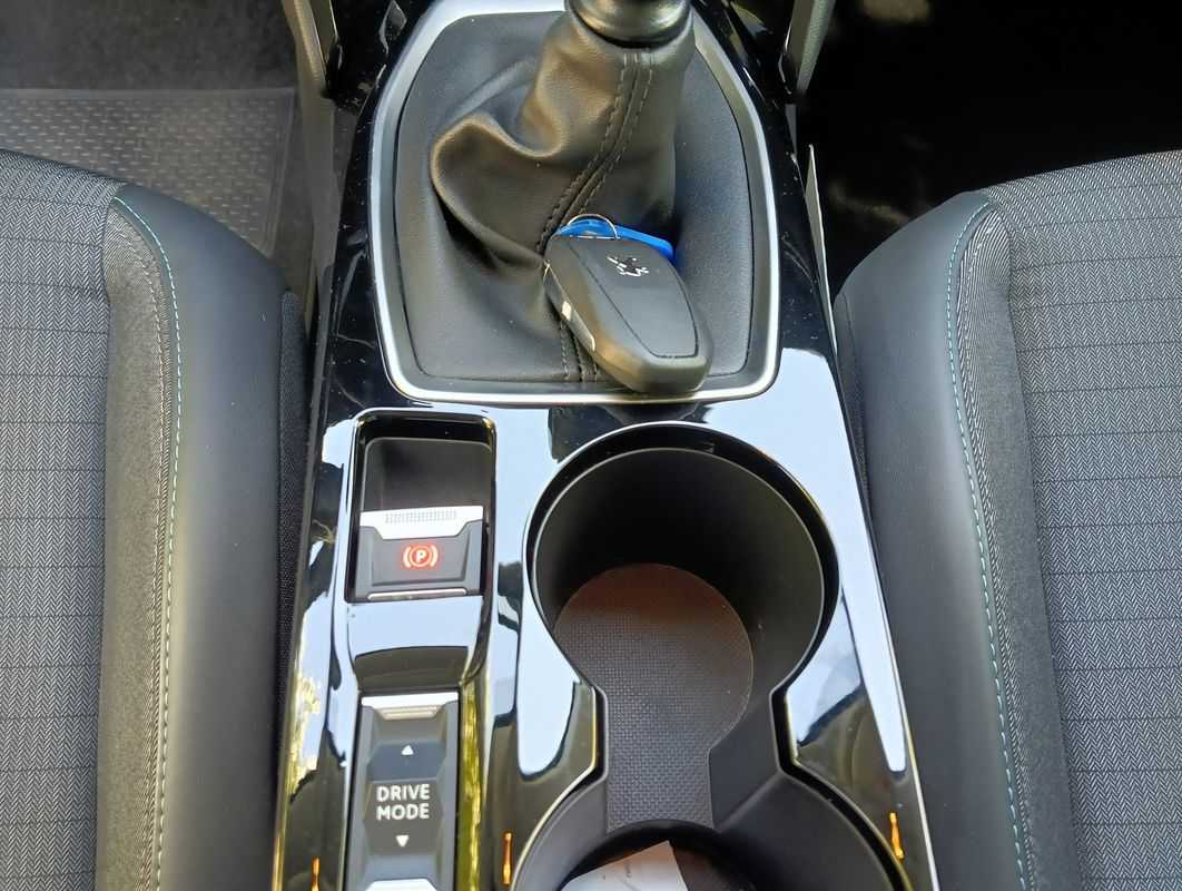 peugeot-208-2020-diesel-1499cc