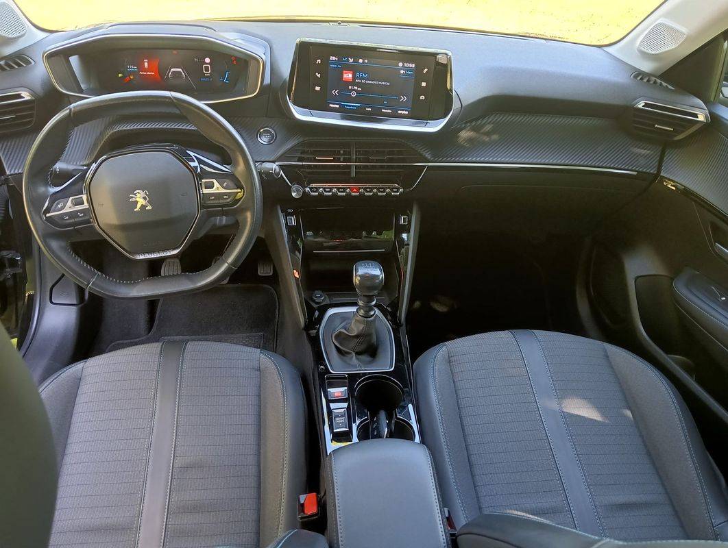 peugeot-208-2020-diesel-1499cc
