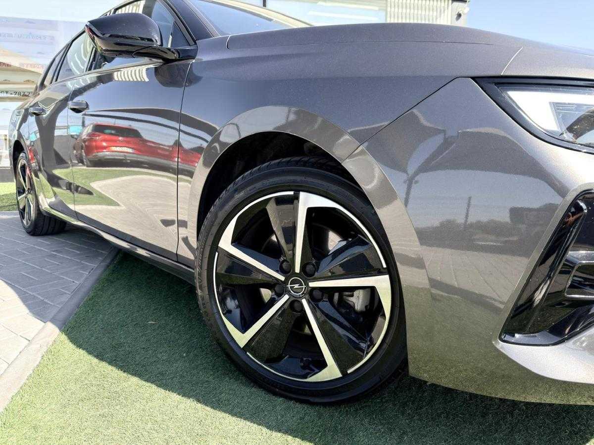 opel-astra-sport-tourer-2024-gasolina-1199cc