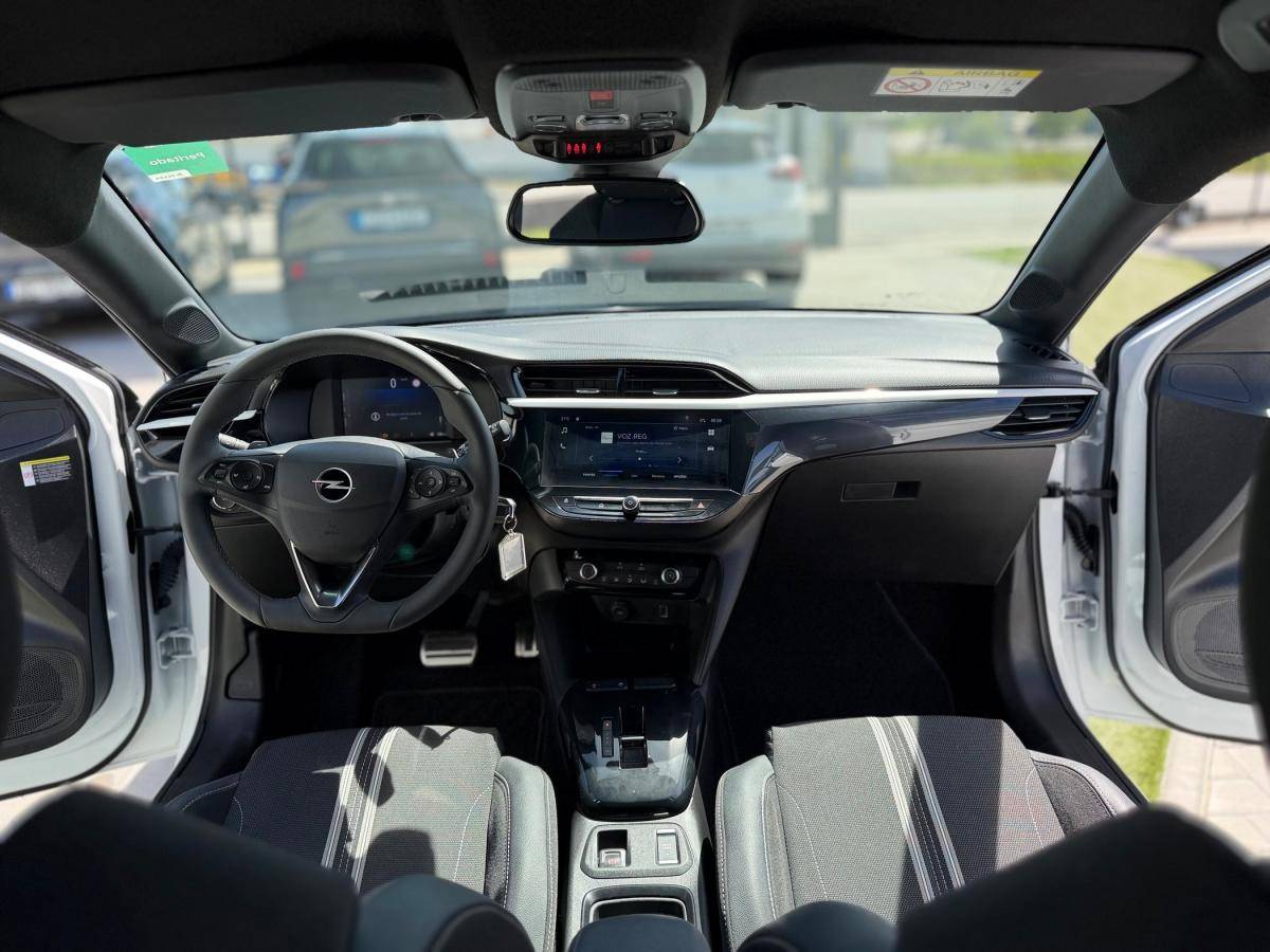 opel-corsa-2025-gasolina-1199cc