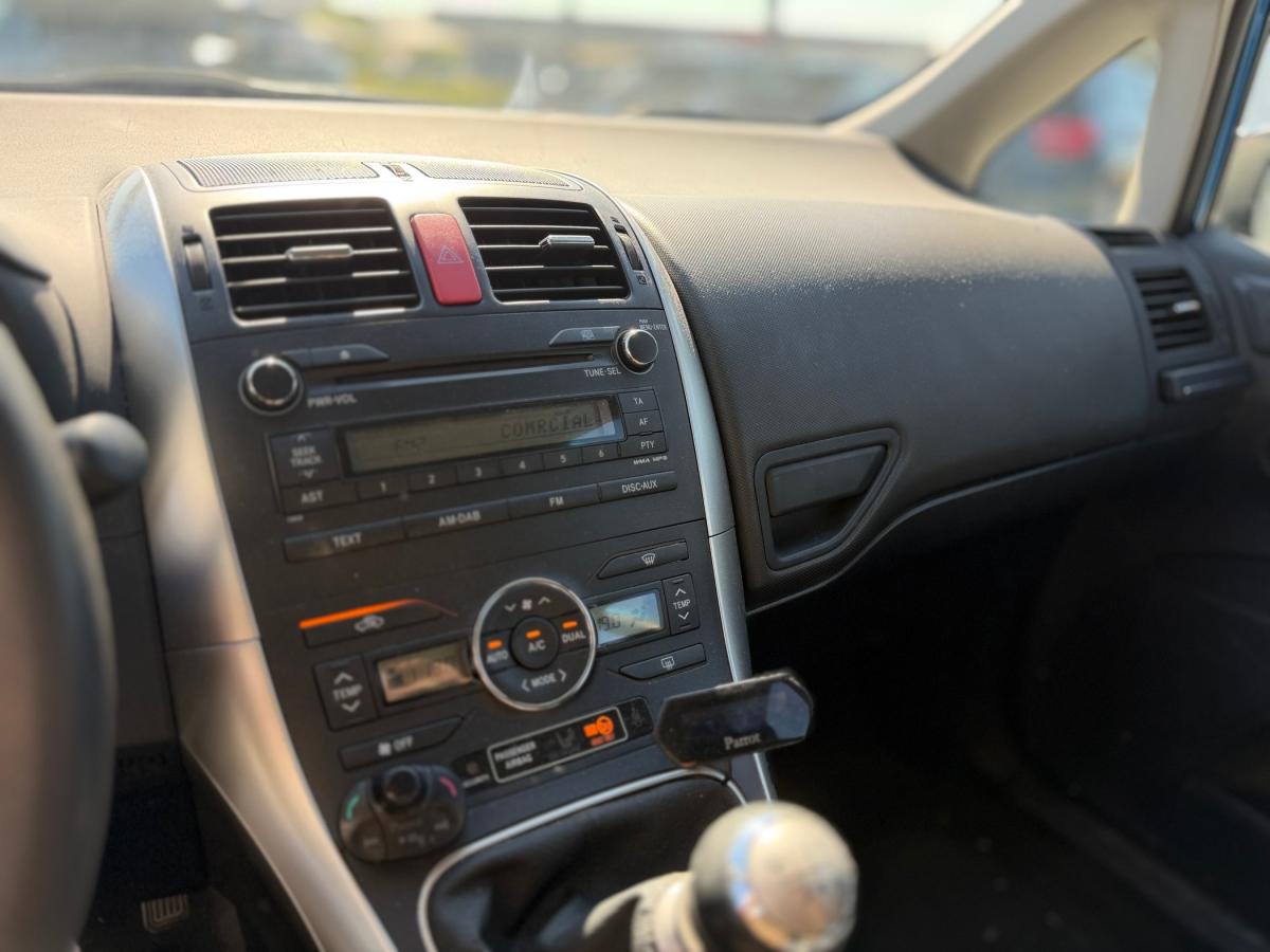 toyota-auris-2010-gasolina-1329cc