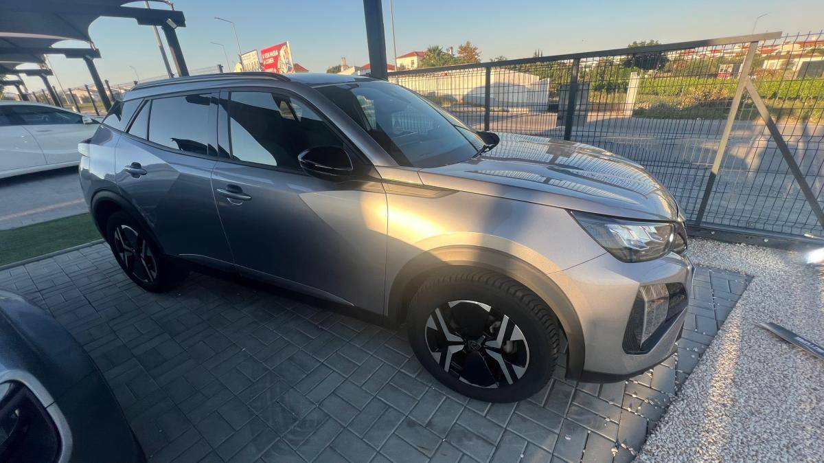 peugeot-2008-2024-gasolina-1199cc