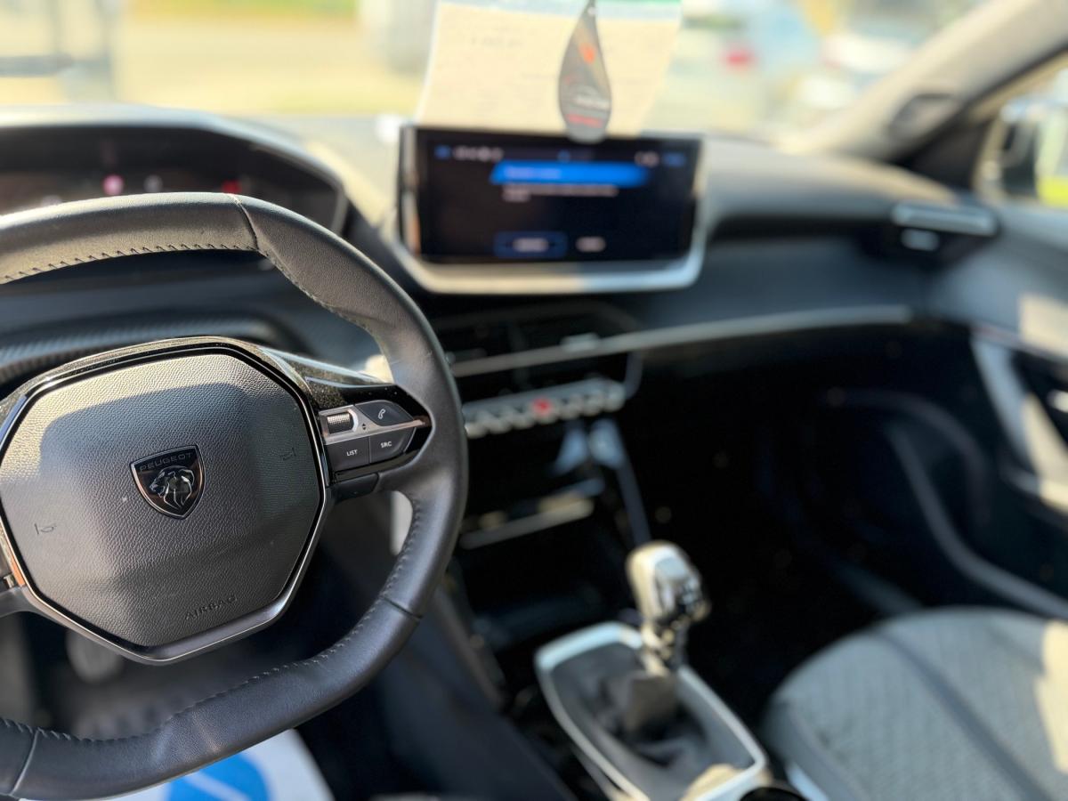 peugeot-2008-2024-gasolina-1199cc