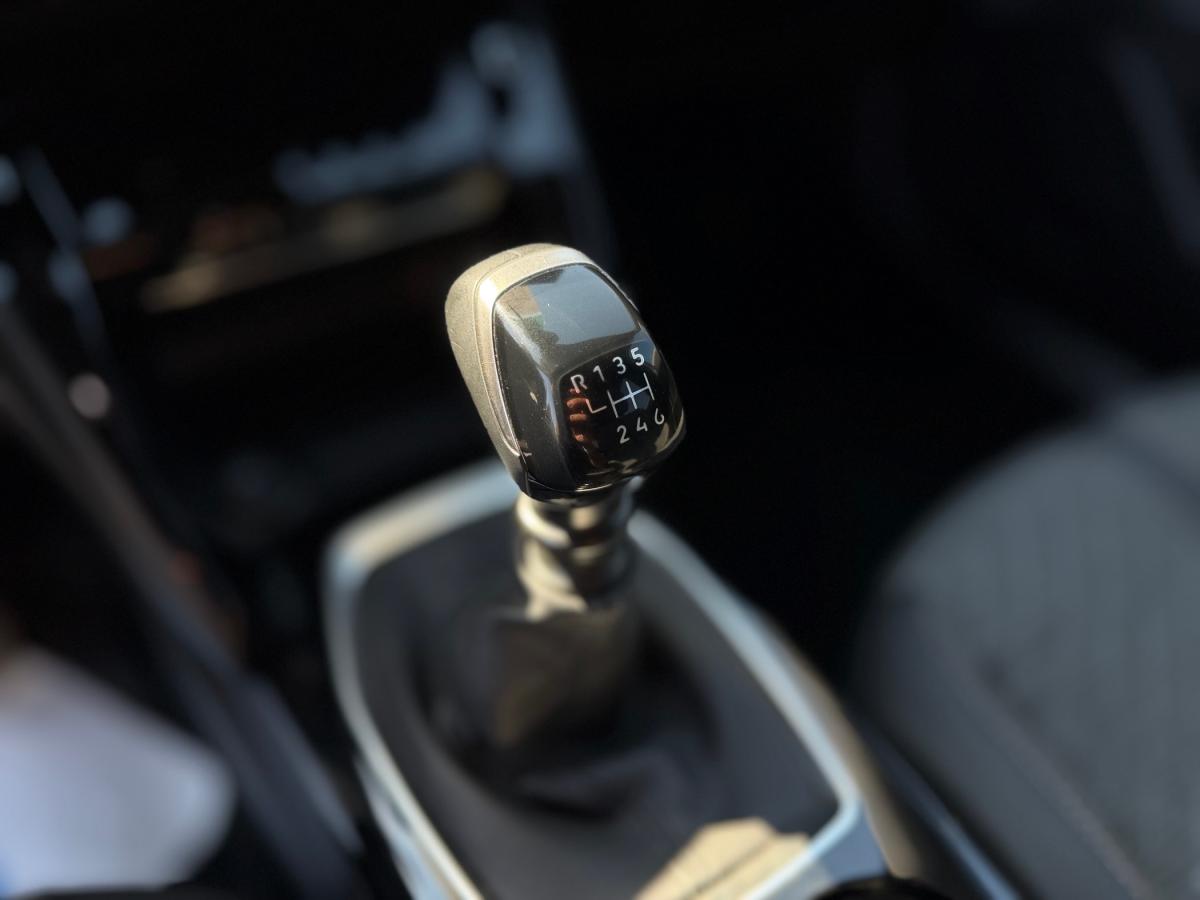 peugeot-2008-2024-gasolina-1199cc
