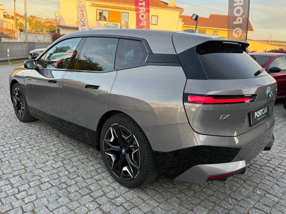 bmw-ix-2022-eletrico-500cc