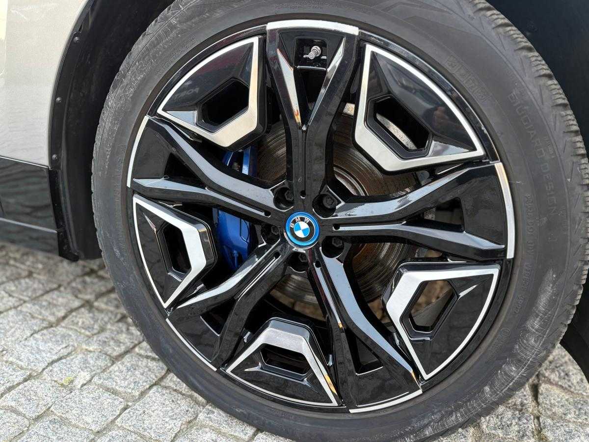 bmw-ix-2022-eletrico-500cc