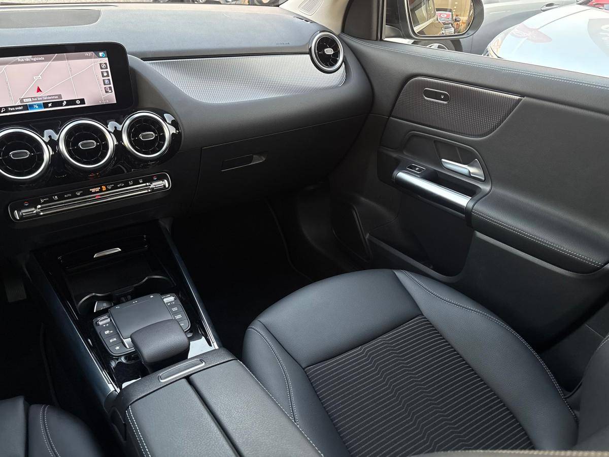 mercedes-benz-gla-2022-hibrido-a-gasolina-1332cc
