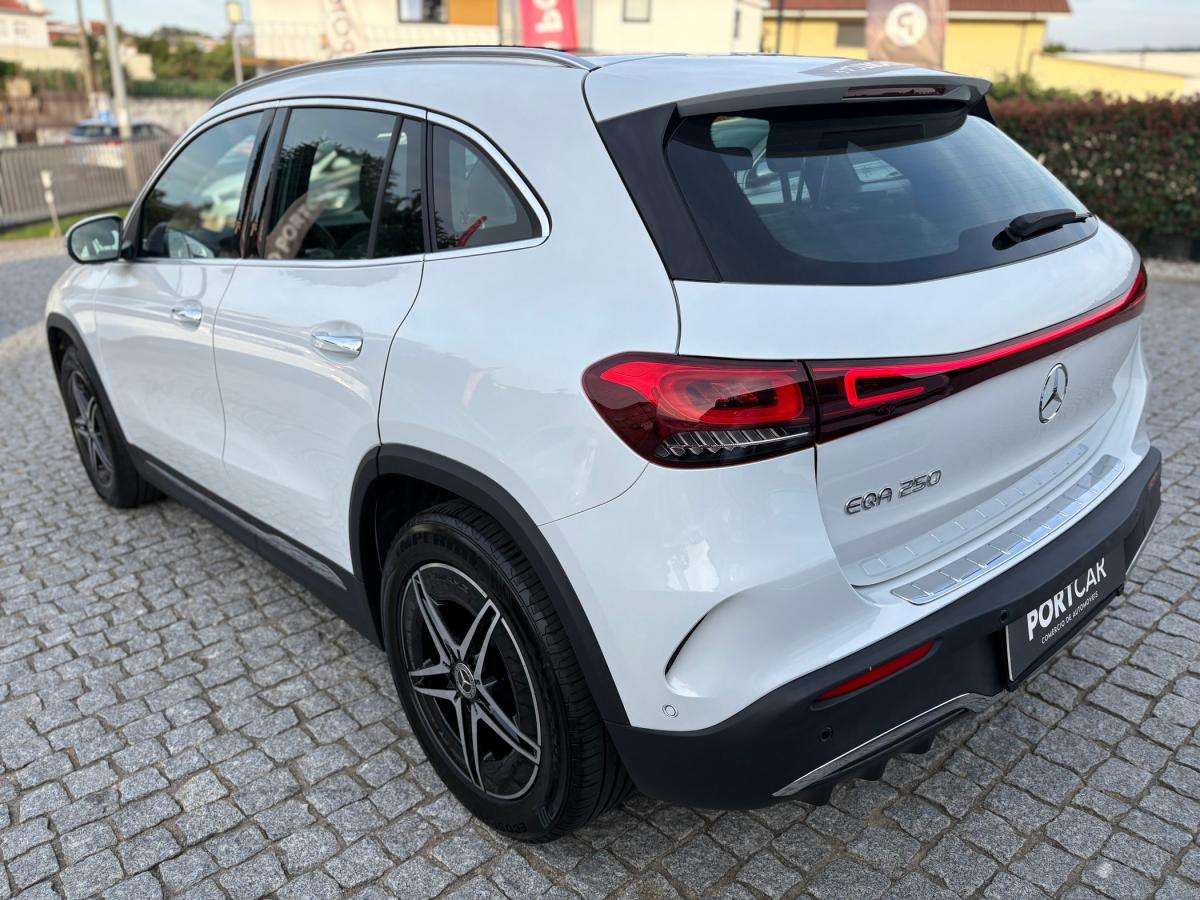 mercedes-benz-eqa-2022-eletrico-500cc