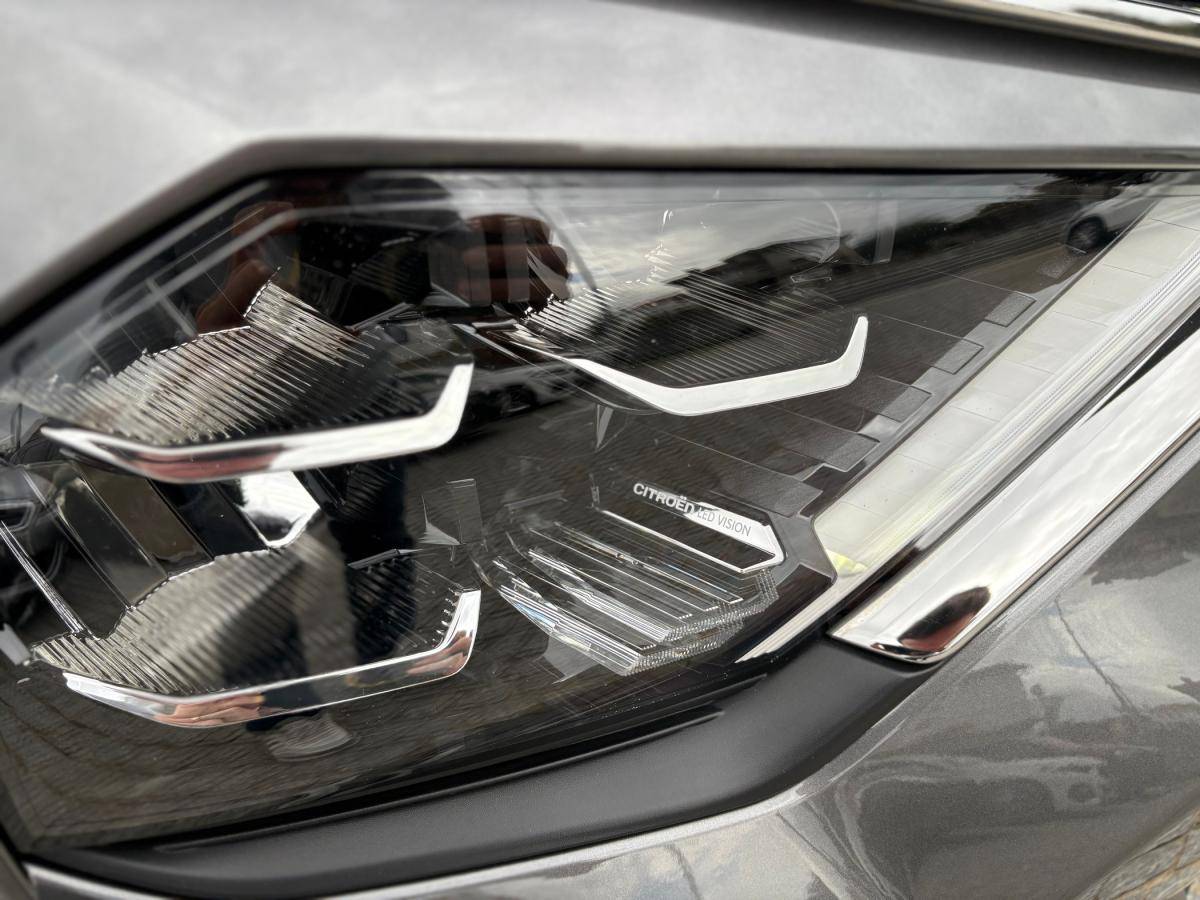 citroen-c4-2023-eletrico-0cc