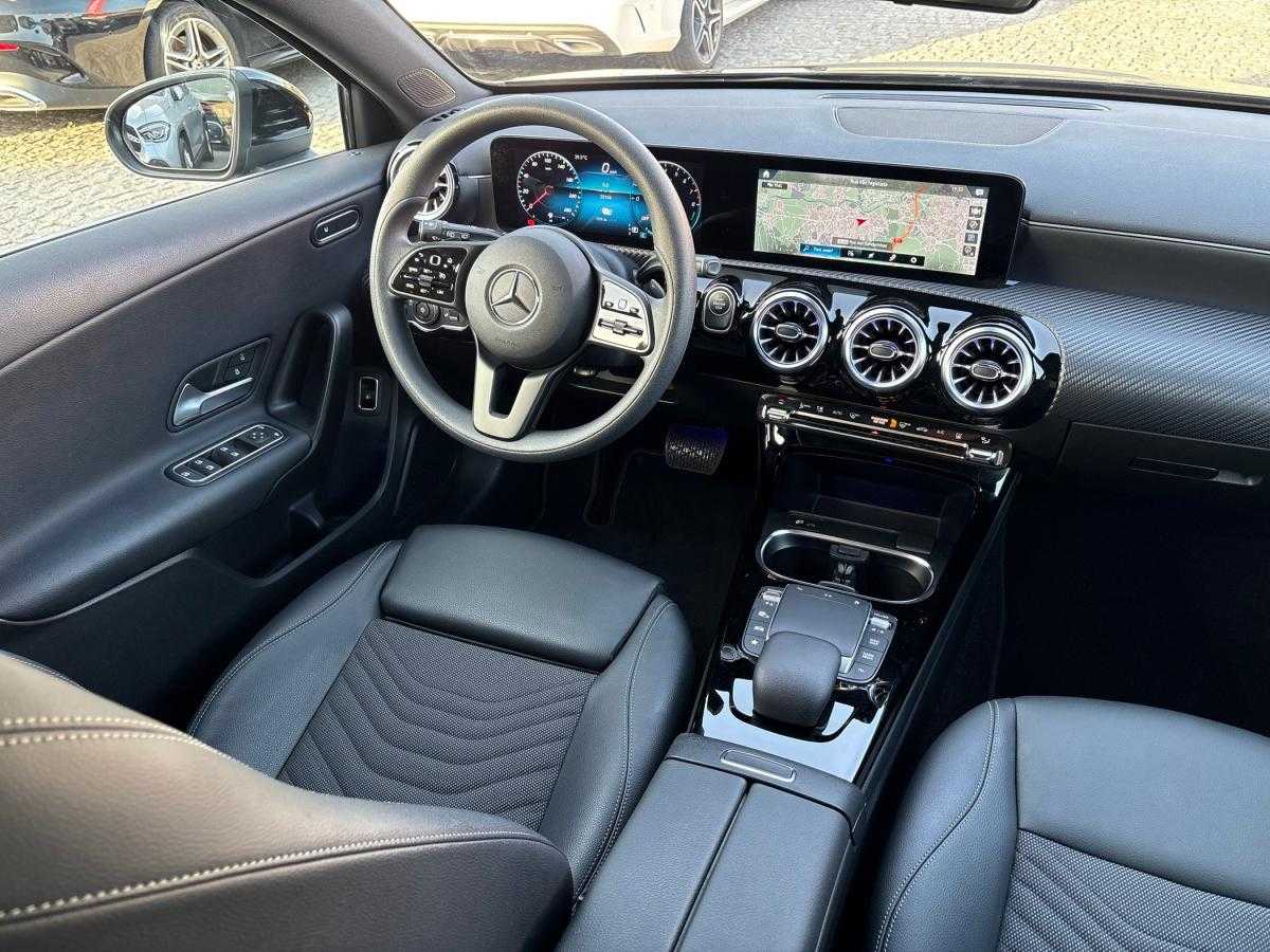 mercedes-benz-classe-a-2022-hibrido-a-gasolina-1332cc