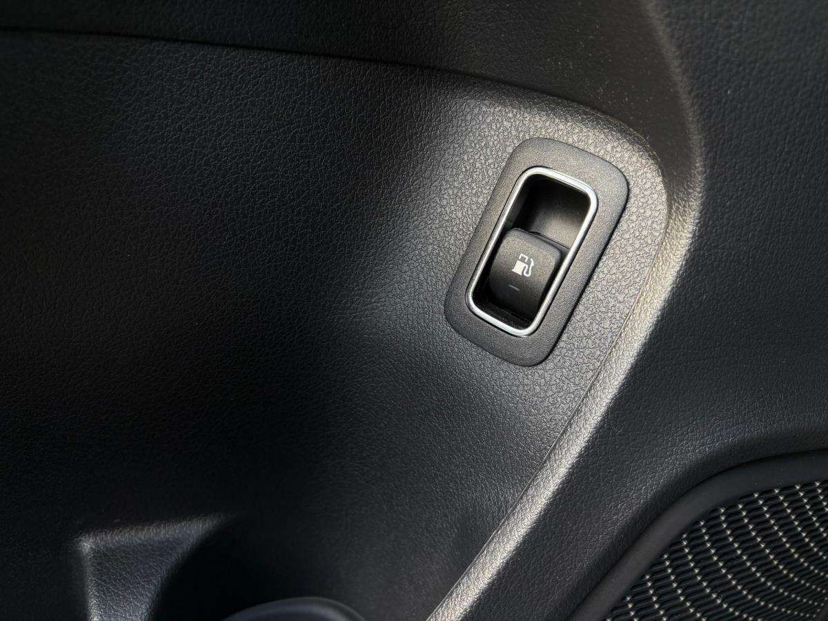 mercedes-benz-classe-a-2022-hibrido-a-gasolina-1332cc