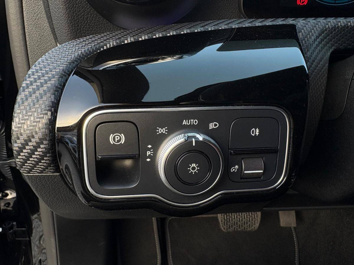 mercedes-benz-classe-a-2022-hibrido-a-gasolina-1332cc