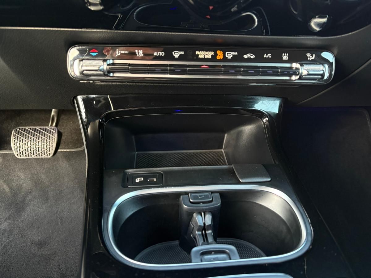 mercedes-benz-classe-a-2022-hibrido-a-gasolina-1332cc