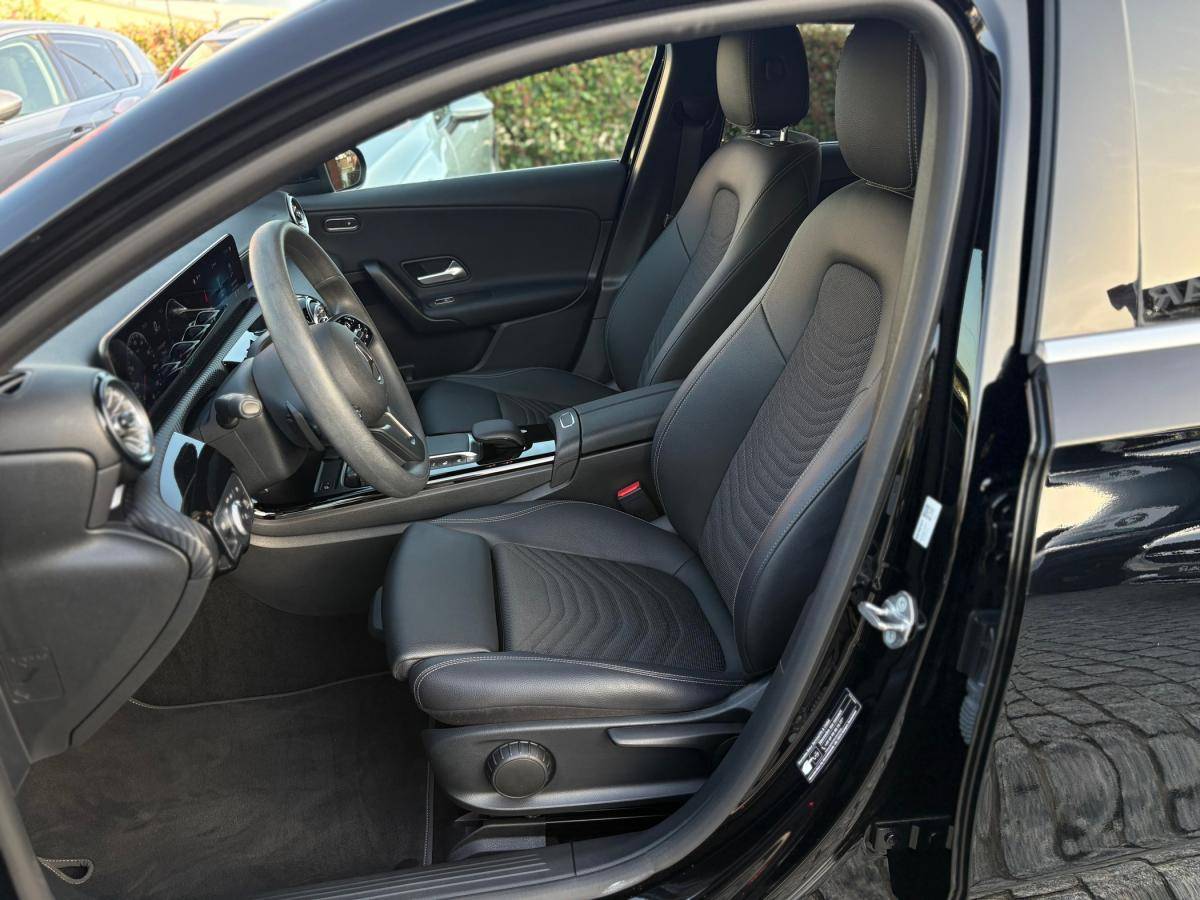 mercedes-benz-classe-a-2022-hibrido-a-gasolina-1332cc