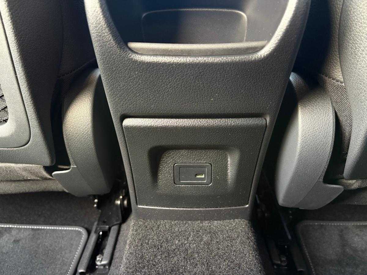 mercedes-benz-classe-a-2022-hibrido-a-gasolina-1332cc