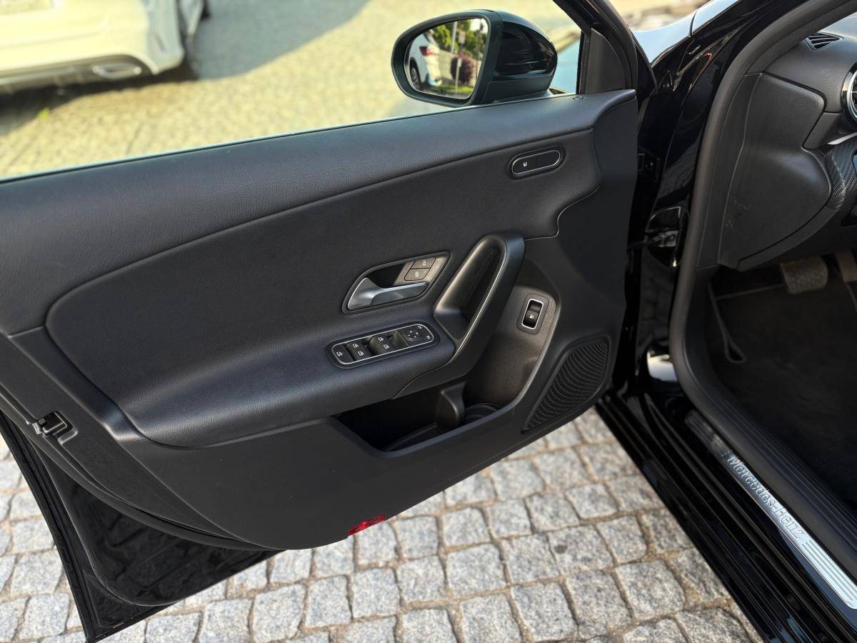mercedes-benz-classe-a-2022-hibrido-a-gasolina-1332cc