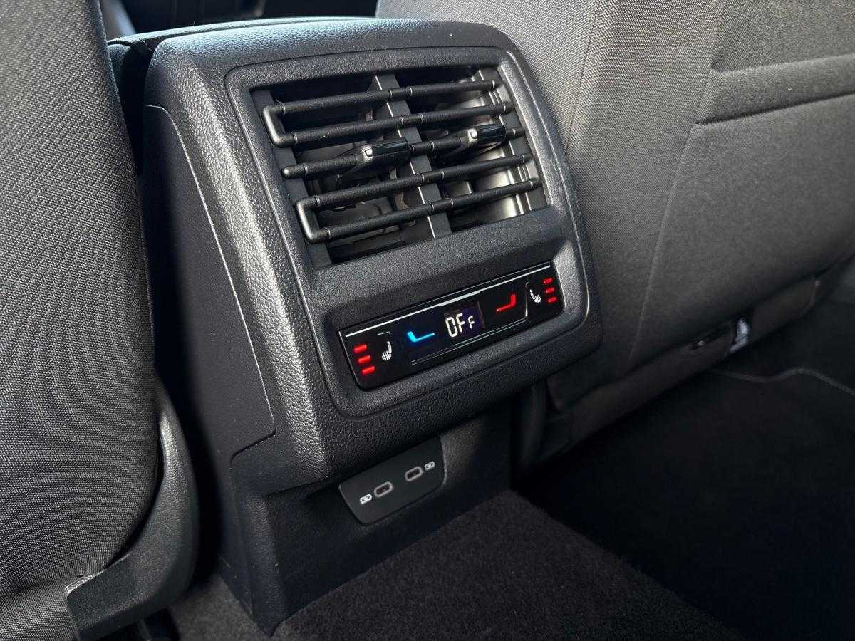 volkswagen-golf-variant-2024-gasolina-999cc