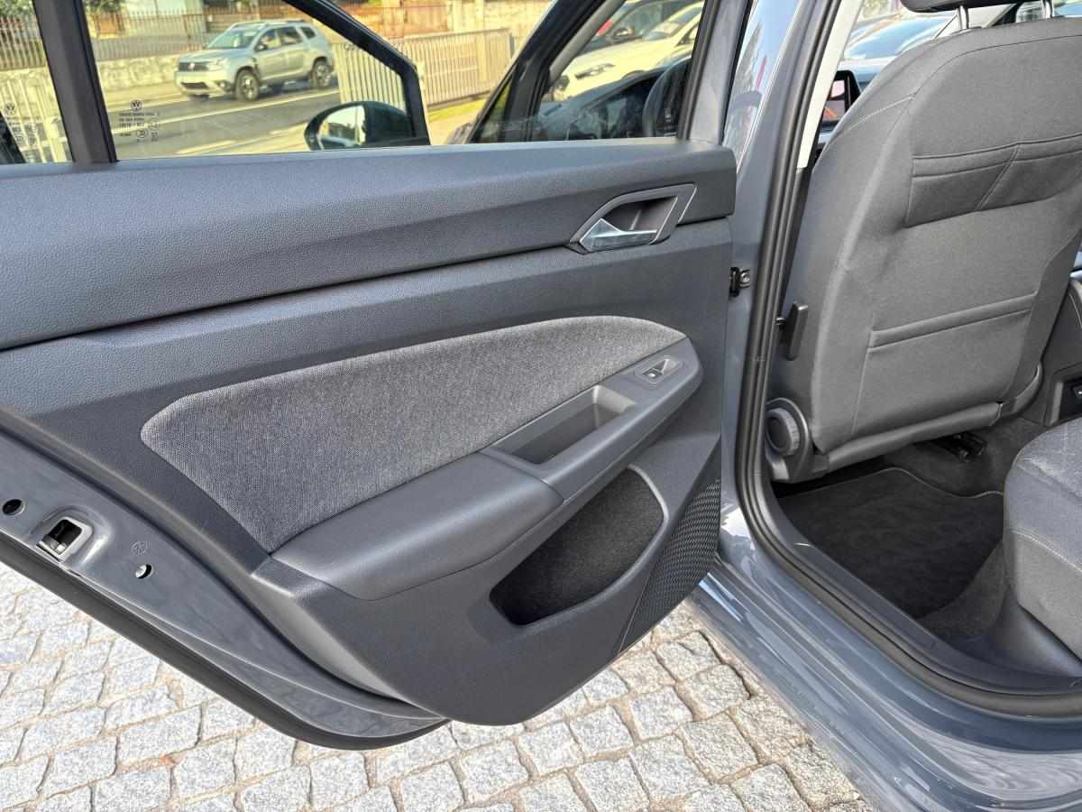 volkswagen-golf-variant-2024-gasolina-999cc