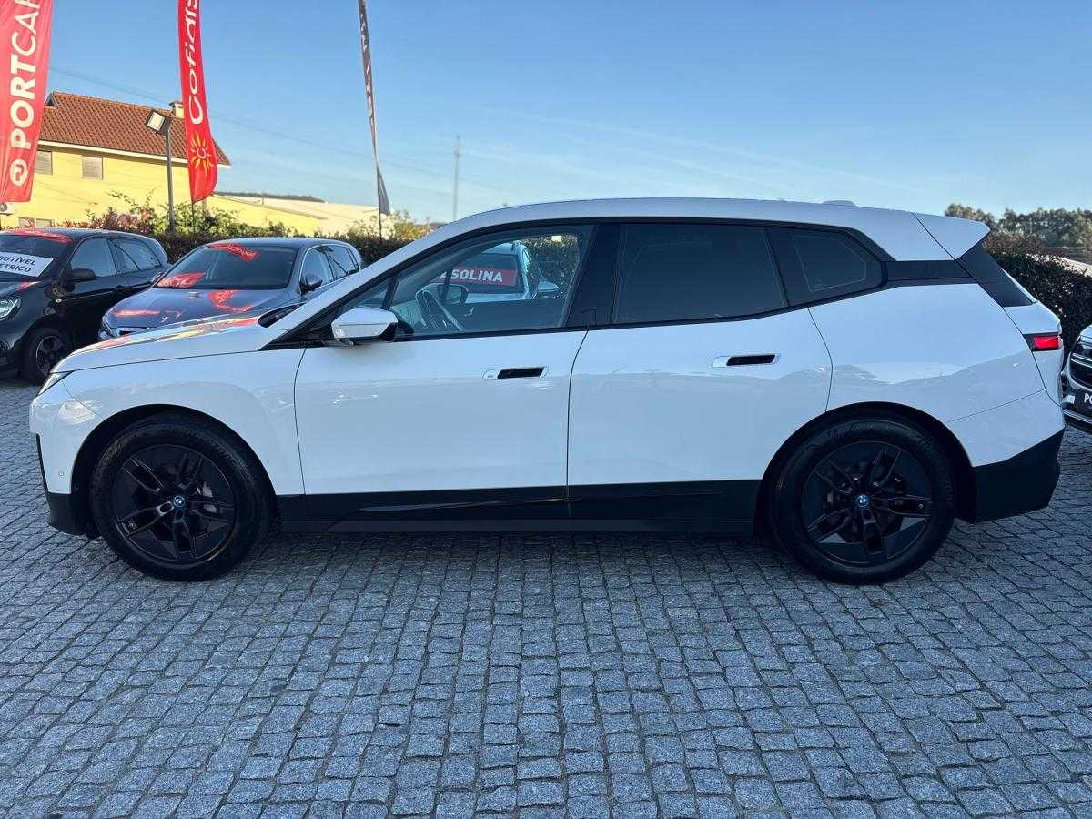bmw-ix-2023-eletrico-500cc