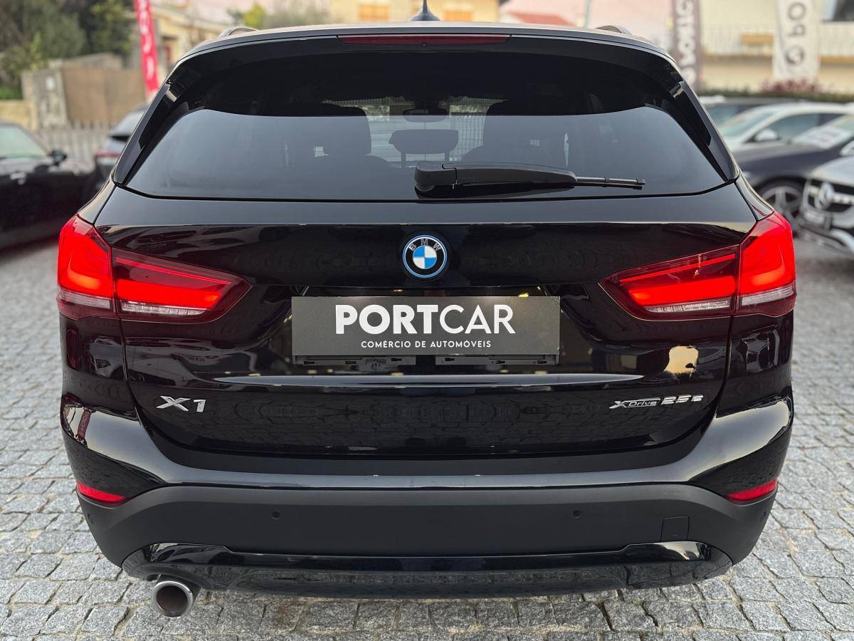 bmw-x1-2021-hibrido-a-gasolina-1499cc