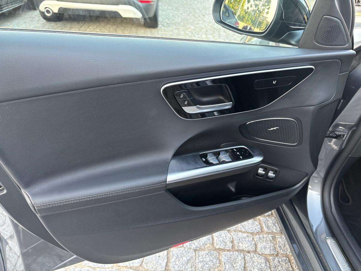 mercedes-benz-classe-c-2022-hibrido-a-gasolina-1999cc