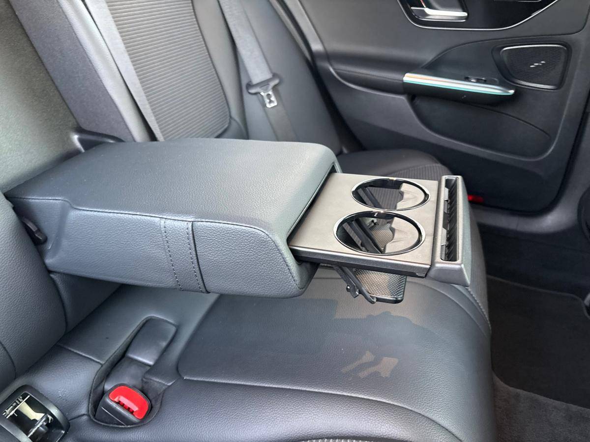 mercedes-benz-classe-c-2022-hibrido-a-gasolina-1999cc