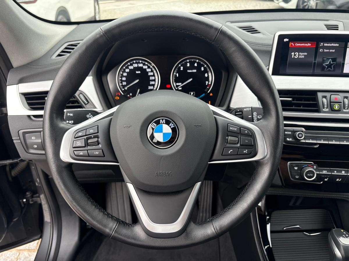 bmw-x1-2021-hibrido-a-gasolina-1499cc