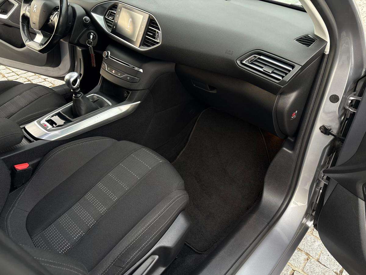 peugeot-308-2015-diesel-1560cc