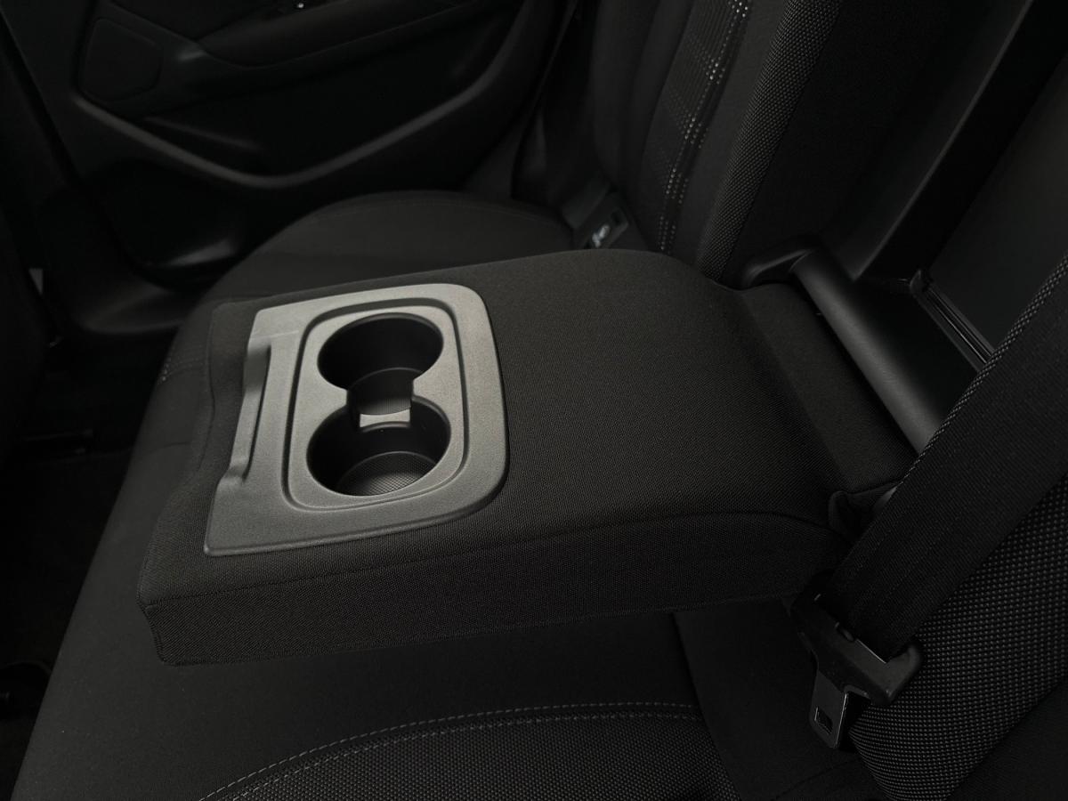 peugeot-308-2015-diesel-1560cc