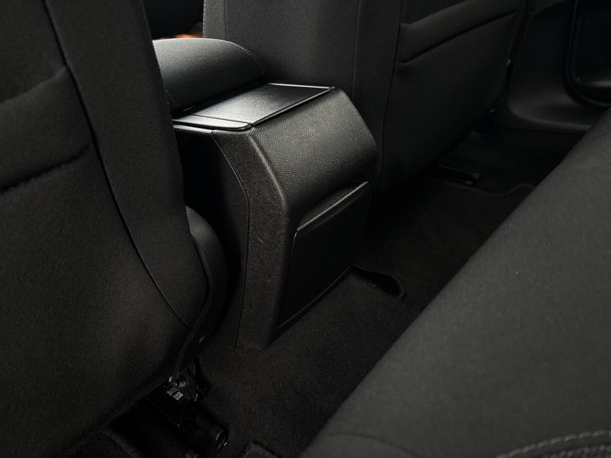 peugeot-308-2015-diesel-1560cc