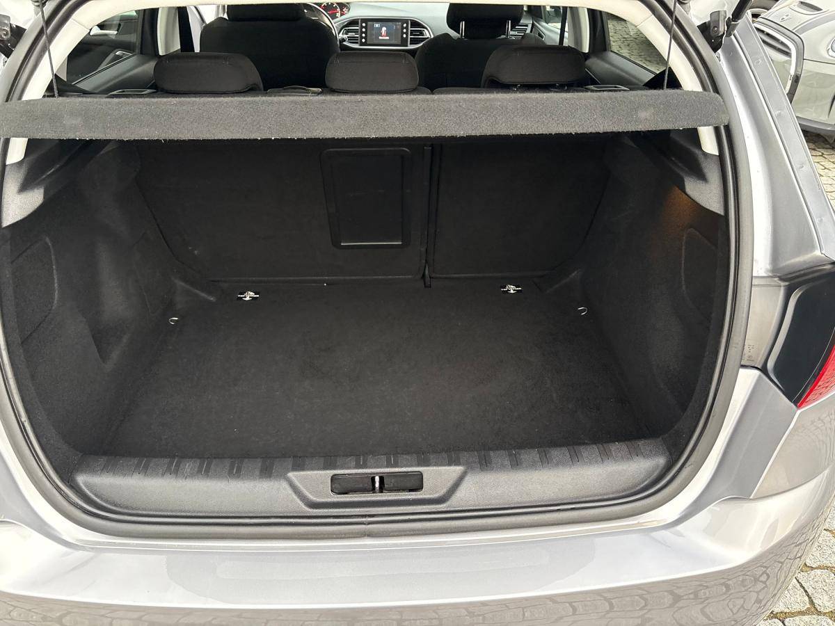 peugeot-308-2015-diesel-1560cc
