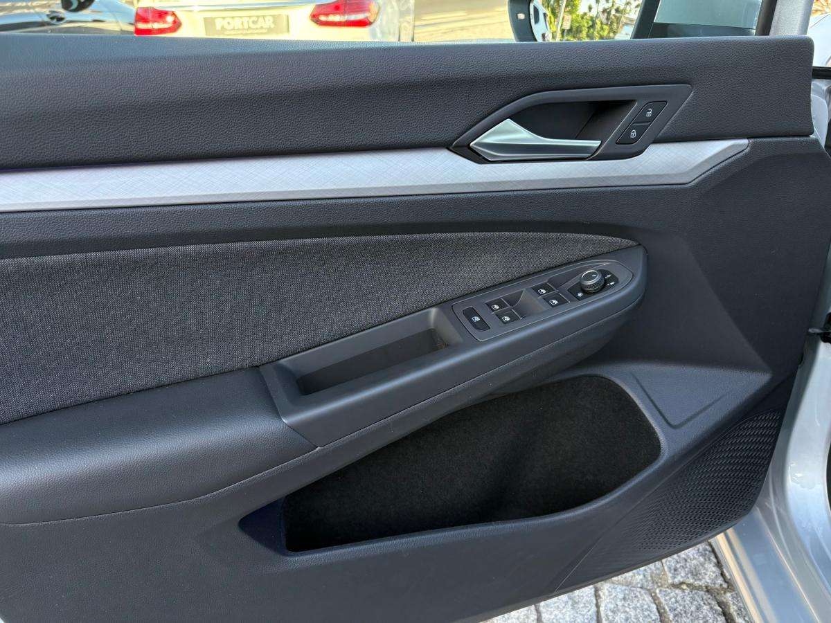 volkswagen-golf-variant-2023-gasolina-999cc