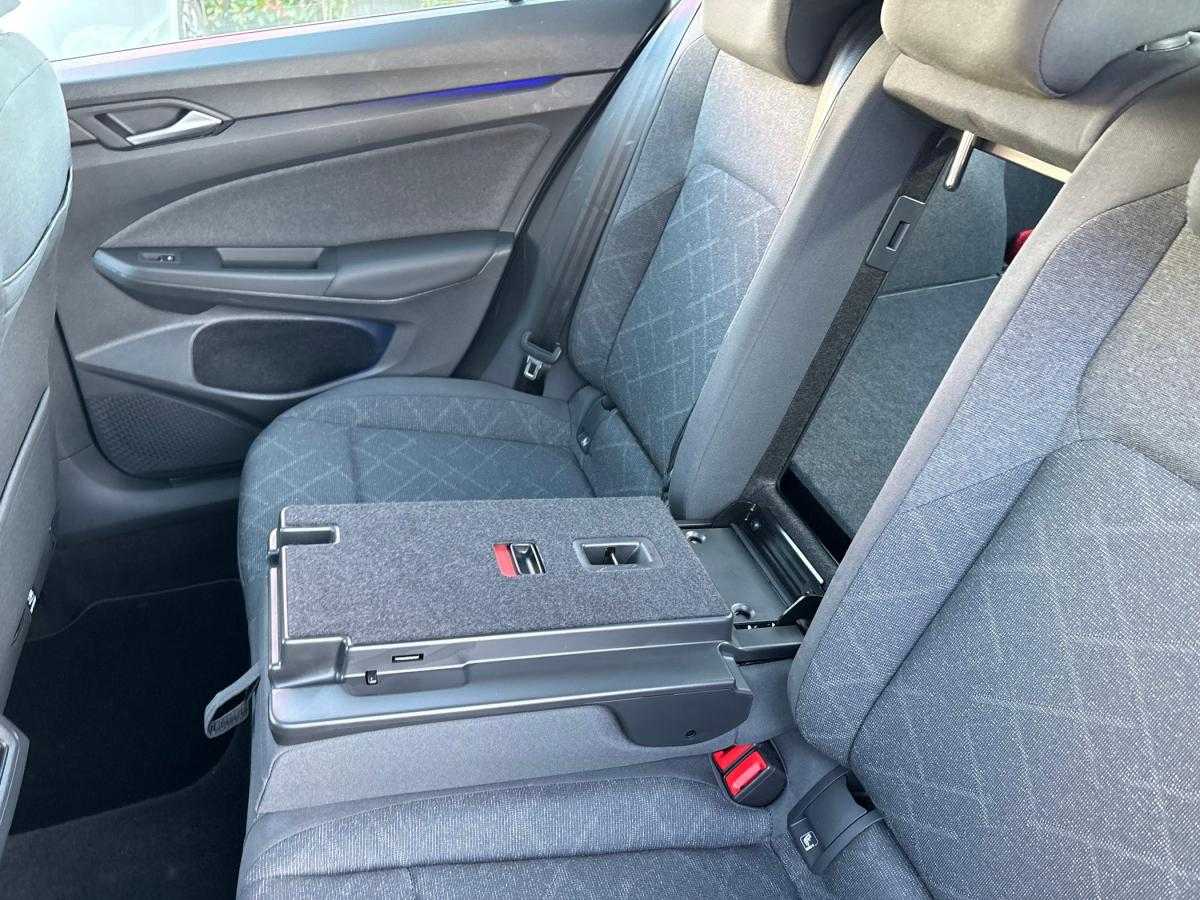 volkswagen-golf-variant-2023-gasolina-999cc