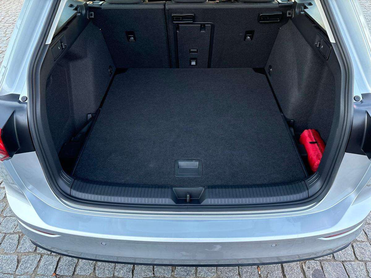 volkswagen-golf-variant-2023-gasolina-999cc