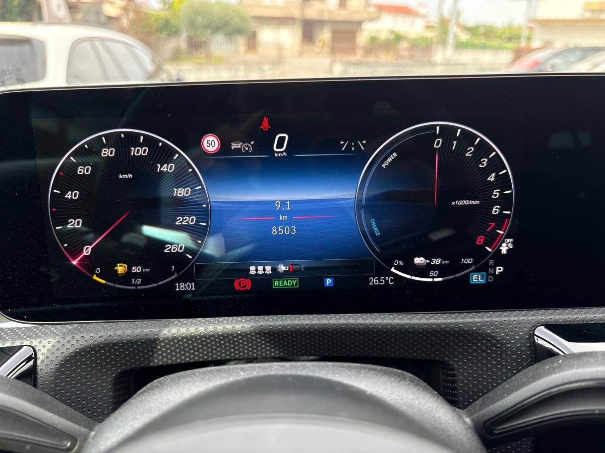 mercedes-benz-classe-a-2025-hibrido-a-gasolina-1332cc