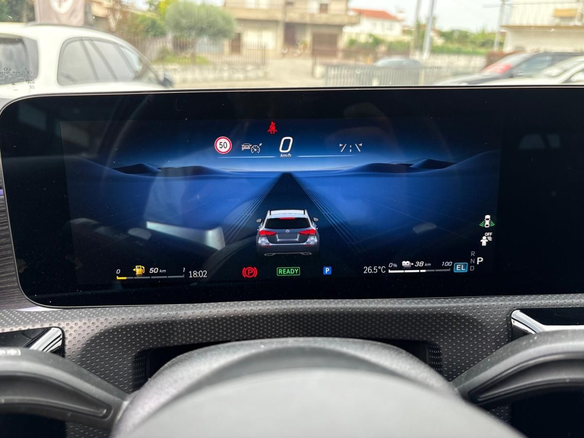 mercedes-benz-classe-a-2025-hibrido-a-gasolina-1332cc