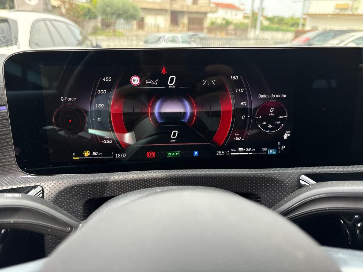 mercedes-benz-classe-a-2025-hibrido-a-gasolina-1332cc