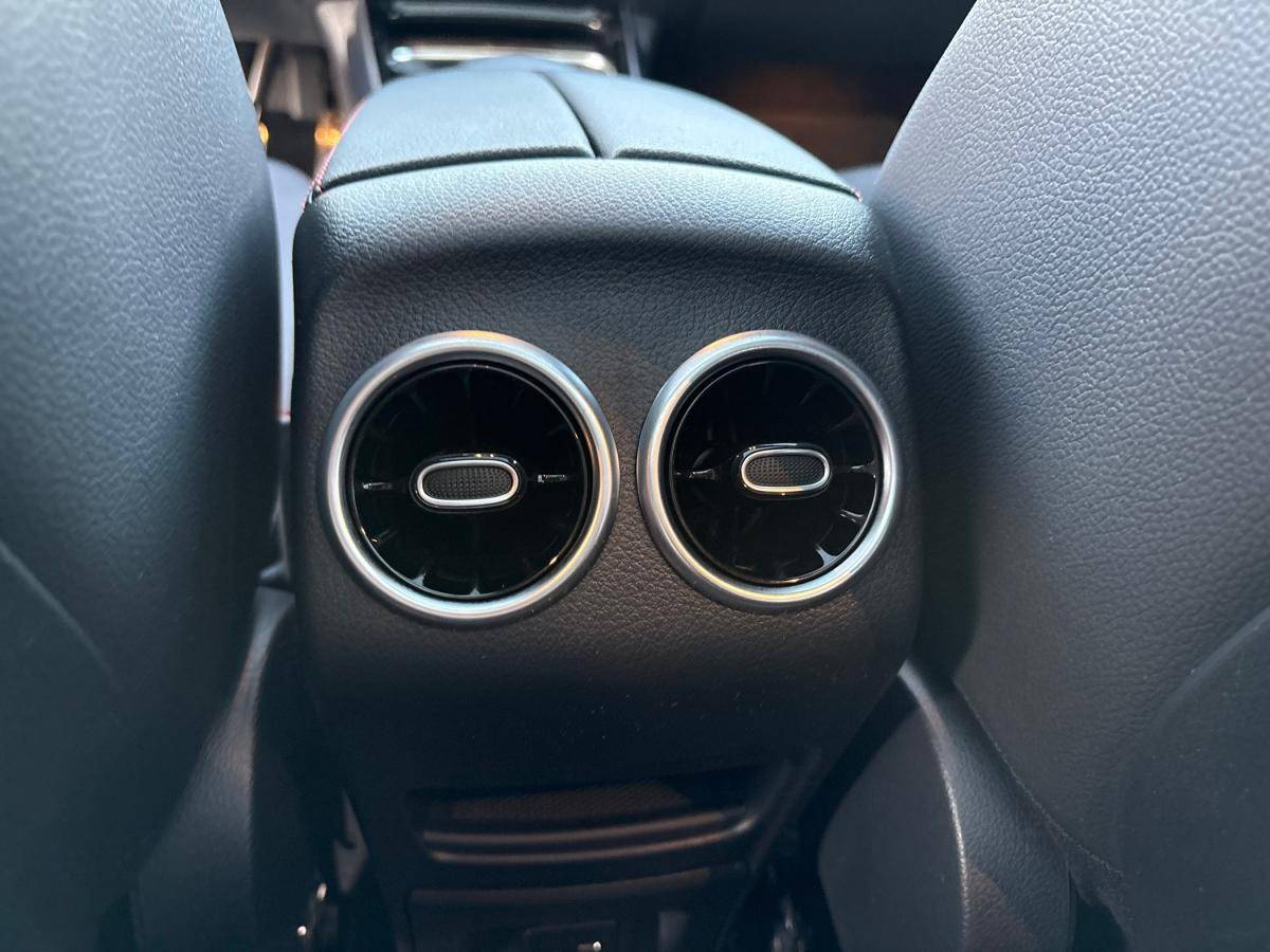 mercedes-benz-gla-2022-hibrido-a-gasolina-1332cc