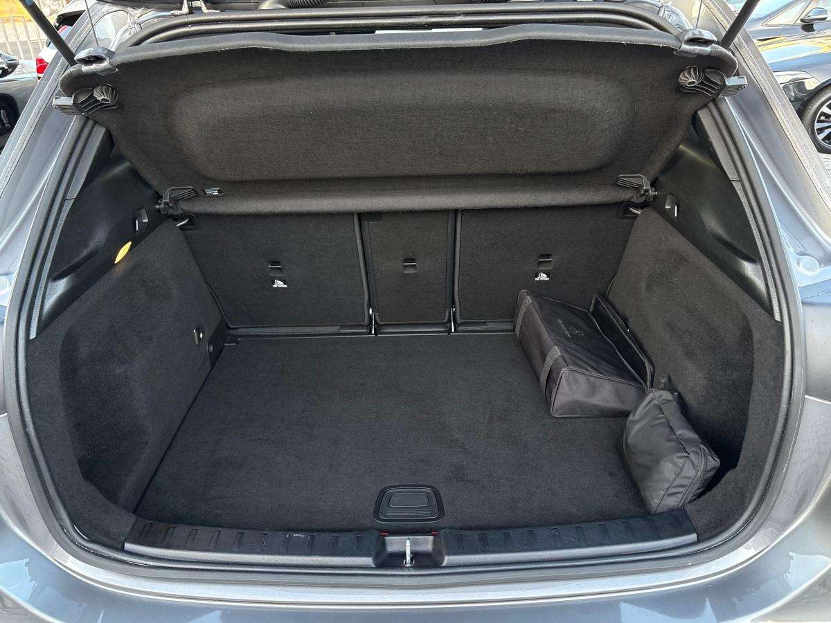 mercedes-benz-gla-2022-hibrido-a-gasolina-1332cc
