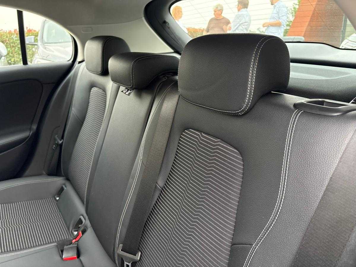 mercedes-benz-classe-a-2020-hibrido-a-gasolina-1332cc