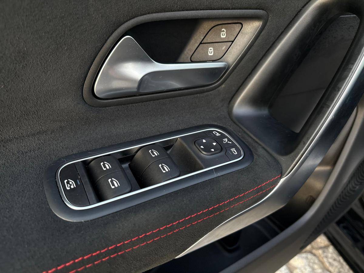 mercedes-benz-cla-2021-hibrido-a-gasolina-1332cc