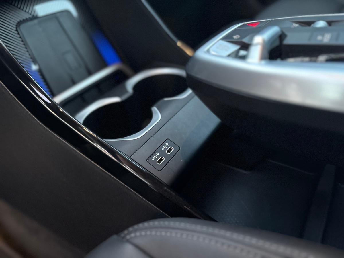 bmw-x1-2023-hibrido-a-gasolina-1499cc