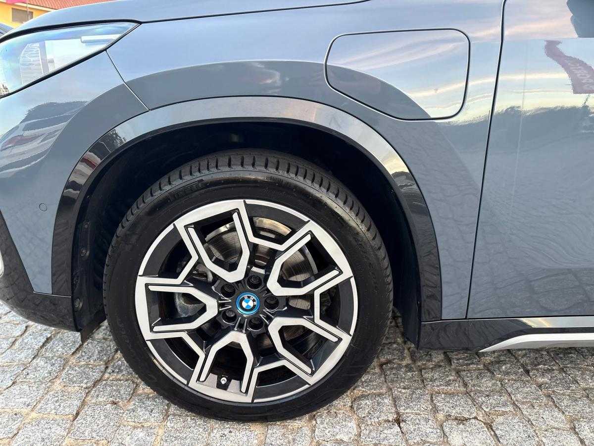 bmw-x1-2023-hibrido-a-gasolina-1499cc