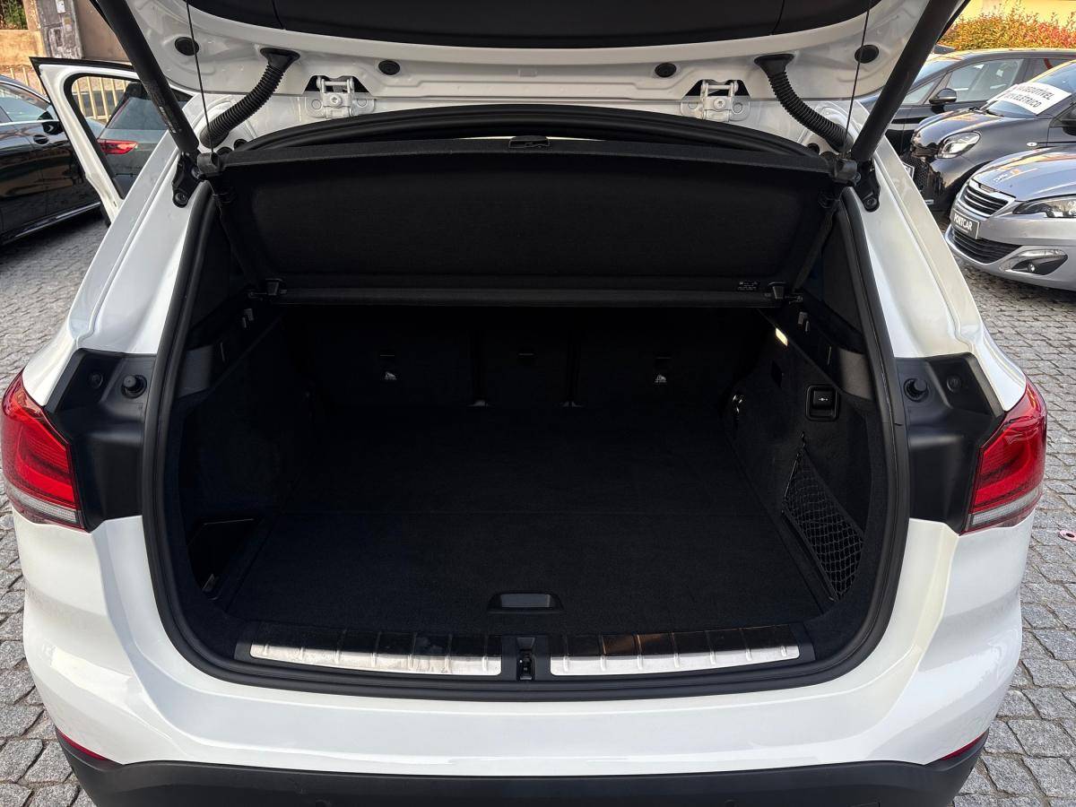bmw-x1-2021-hibrido-a-gasolina-1499cc