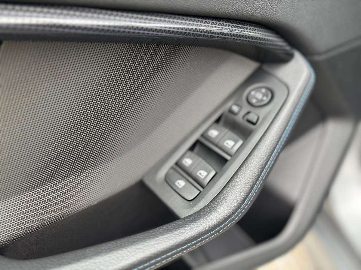 bmw-serie-2-2024-gasolina-1499cc