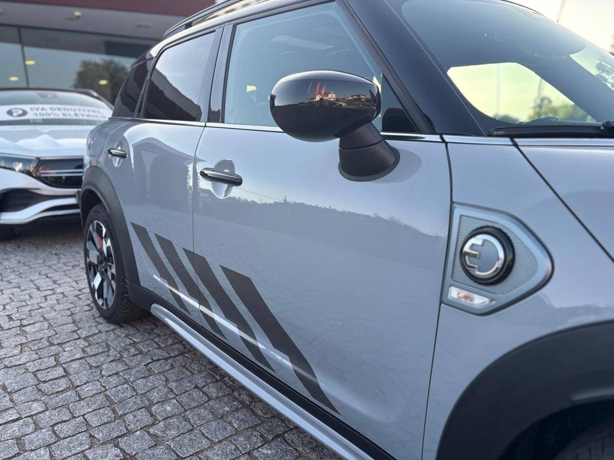 mini-countryman-2023-hibrido-a-gasolina-1499cc