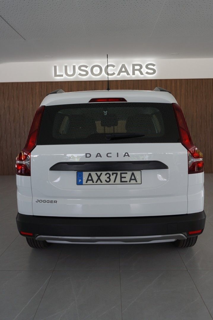 dacia-jogger-2023-gpl-999cc