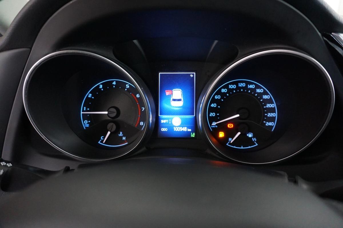 toyota-auris-2017-gasolina-1197cc