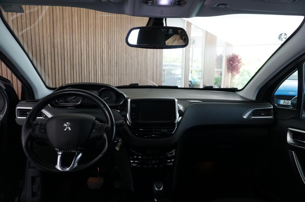 peugeot-2008-2018-gasolina-1199cc